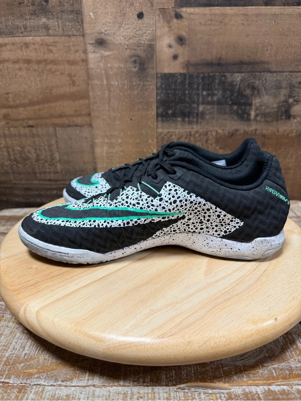 Nike HypervenomX Finale IC Safari Mens 7 Indoor Soccer 749887-103 Green 2015